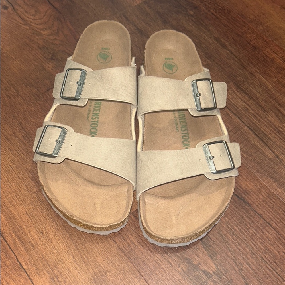 Birkenstock Beige Sandals with Buckles